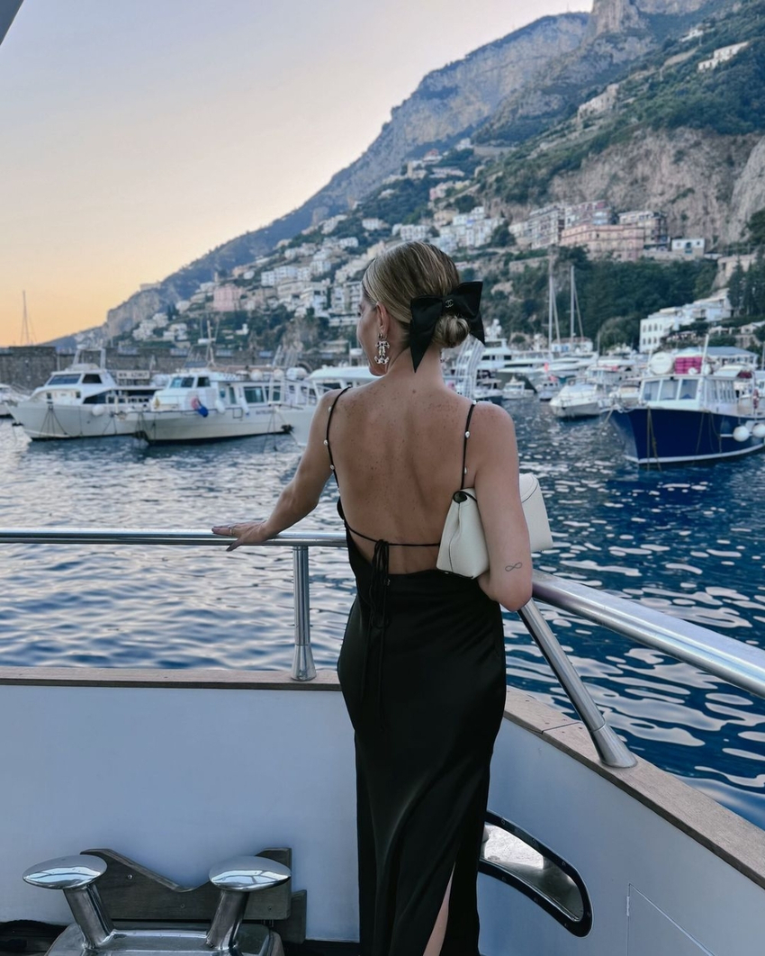 Vestido Slip Dress Ginger e La Sirene Meg Pearl Preto